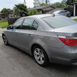 2005 BMW 525i