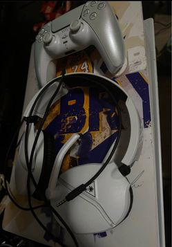 PS5 W/ 2 Controllers & Headset