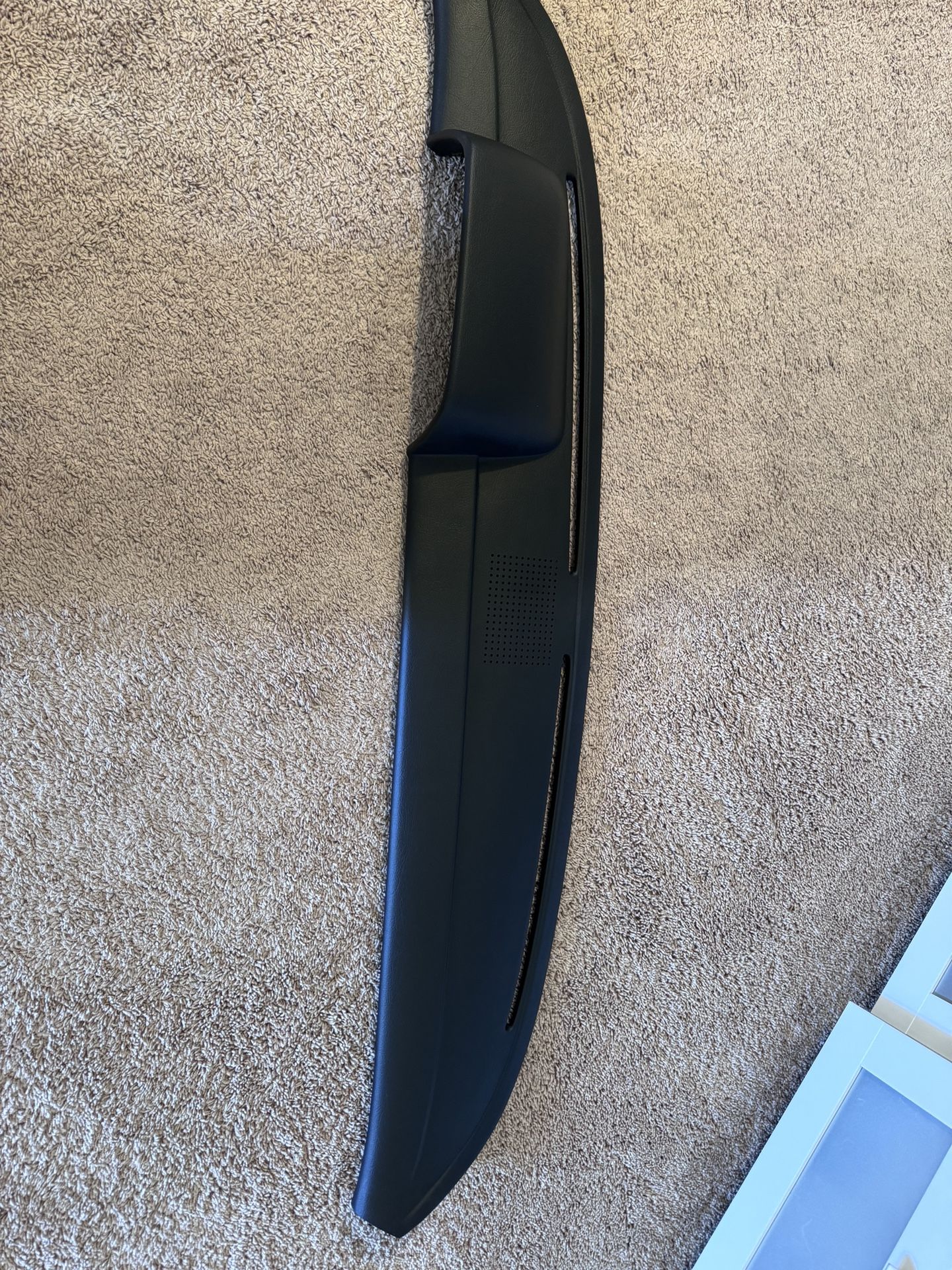 Mercedes 200-220 Dashboard Plastic 