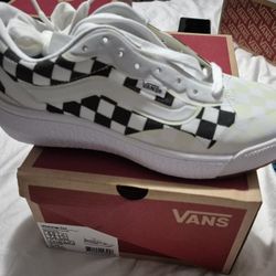 Ultra Range Exo Vans