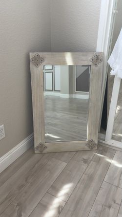 Decorative Mirror