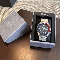 **NEW Analogue Automatic Watch Seiko 5 Sports**
