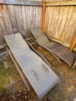 Free Lounging Chairs