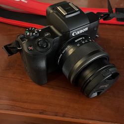 Canon eos M50