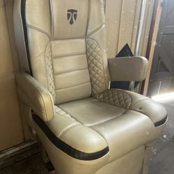 High End  Class A Rv Capitans Chair Recliner 