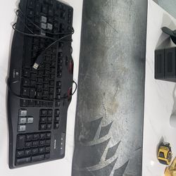 Logitech Keyboard With Razor Mouse Pad The Pad Is 36 Inches Long And 16 Inches Tall