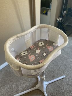 HALO BassiNest Swivel Sleeper