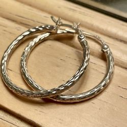 925 Sterling Silver Thailand Diamond Cut Hoop Earrings