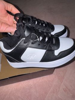 HEELYS