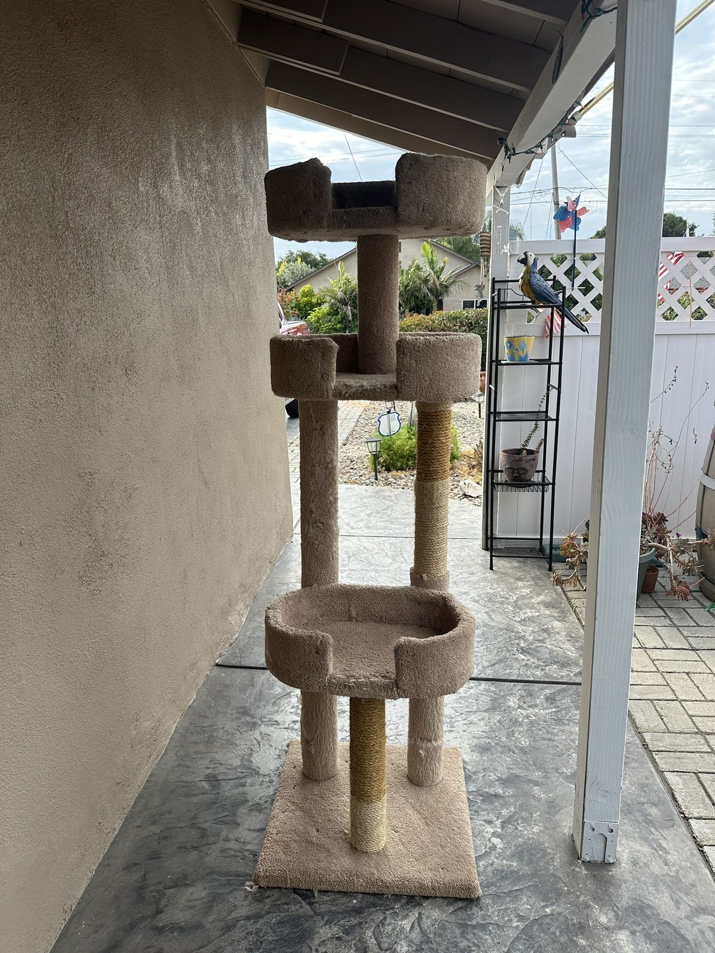 Cat Tree/Cat Playhouse