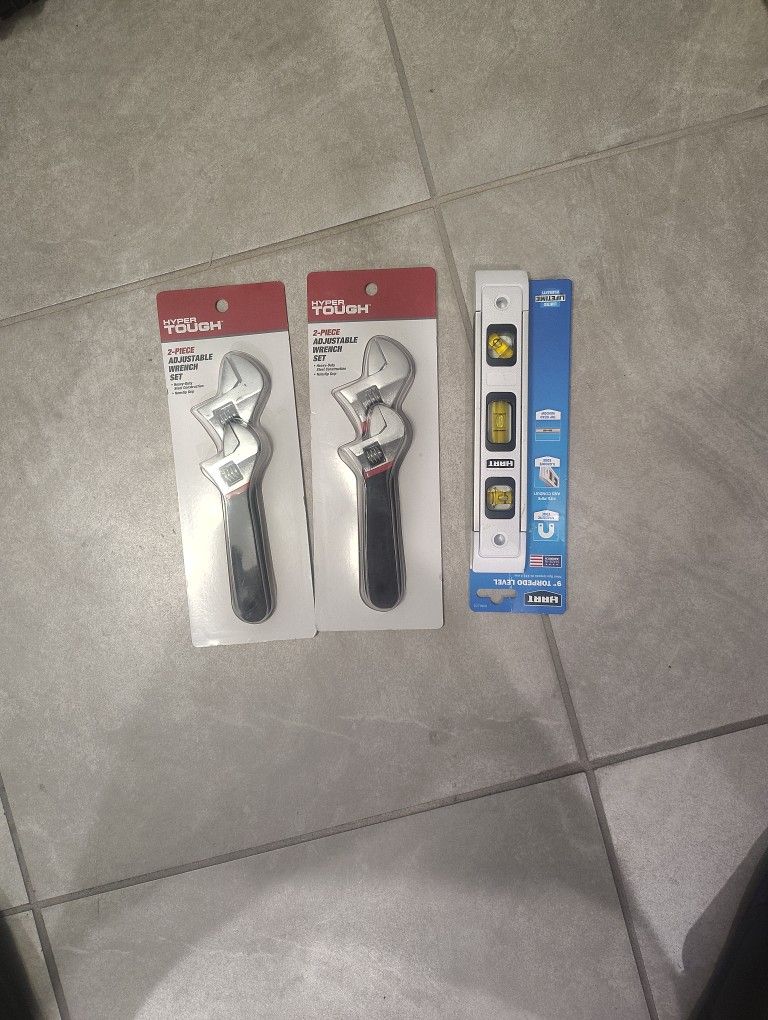 Hyper Crescent Wrench & Heart Torpedo