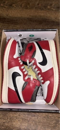 Jordan 1 Retro High OG - ‘Chicago Lost and Found’ Size 8 Worn Lightly