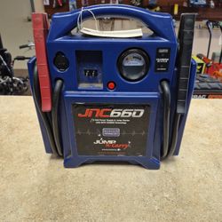 JNC 660 Jump N Carry 12 Volt Jump Kit And Power Supply 