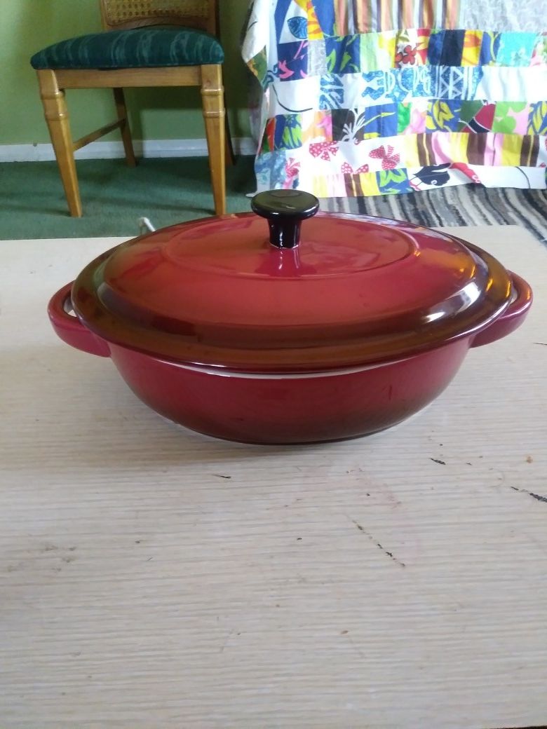 Palm Restaurant Ceramic Casserole Dish w/ Lid