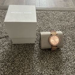 ROSE GOLD MICHAEL KORS