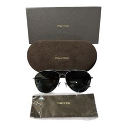 TOM FORD Sunglasses CYRUS TF 747 16N 62-13 Silver Titanium Frames w/Green Lenses