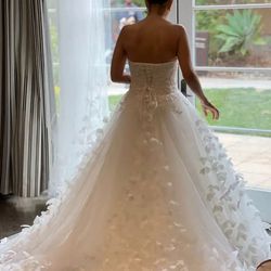 Stunning Wedding-Dress 