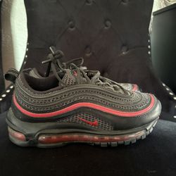 Nike Shoes Size 5 Youth Boys