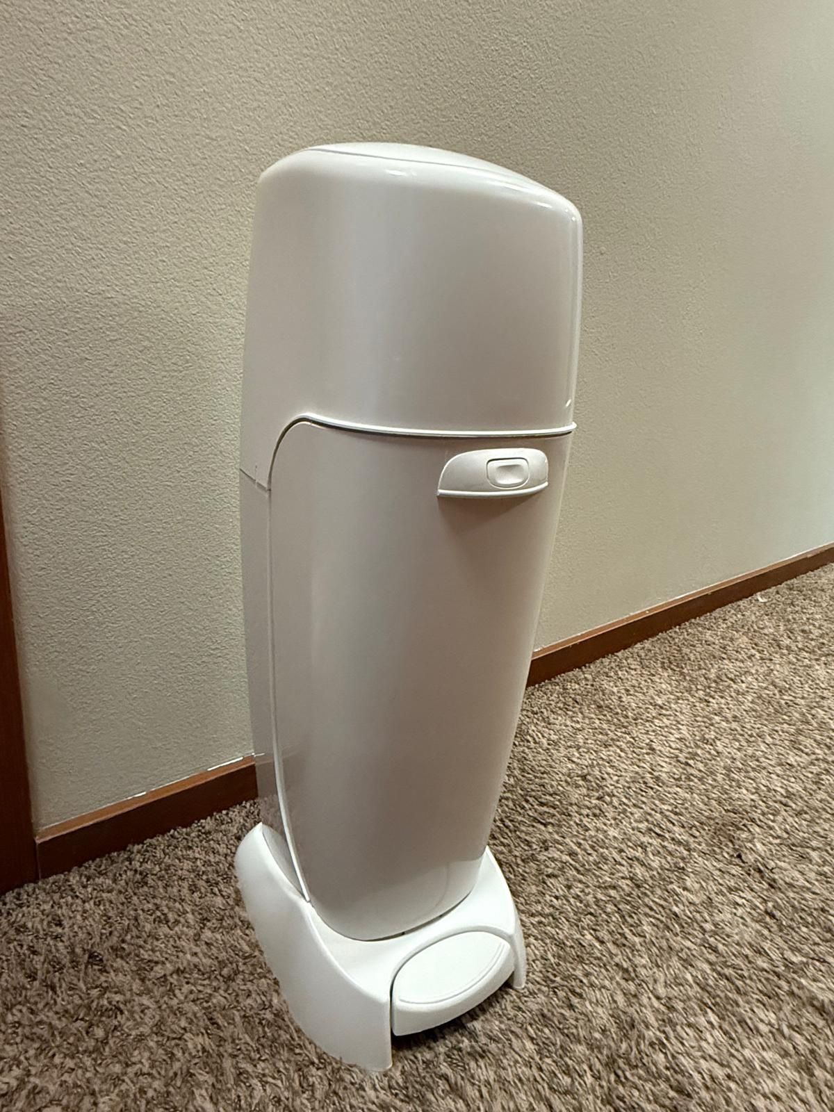laytex Diaper Genie Complete Pail