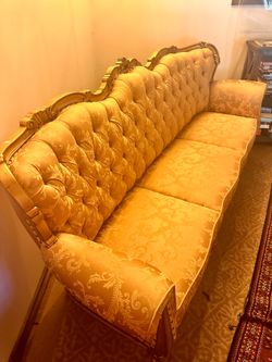 Extraordinary Rococo-style living room collection