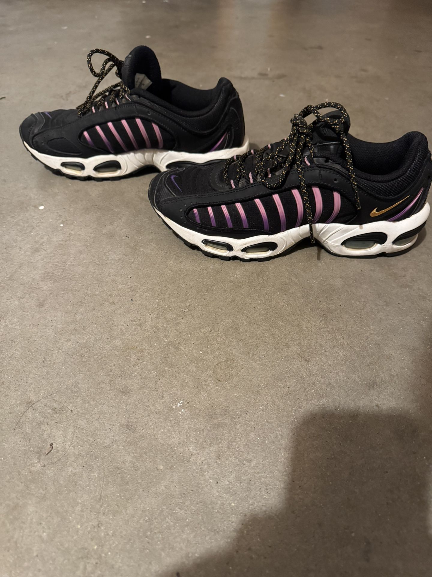 nike air max voltage purple tailwind