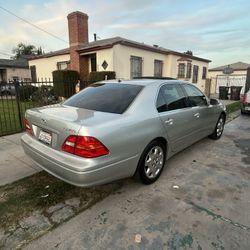 2003 Lexus LS 430