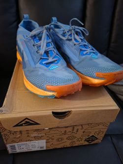 Nike Pegasus Trail 5 Goretex size 13