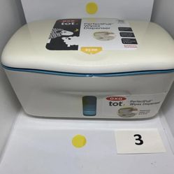 OXO Tot Perfect Pull Wipes Dispenser Weighted Baby Wipe Tub