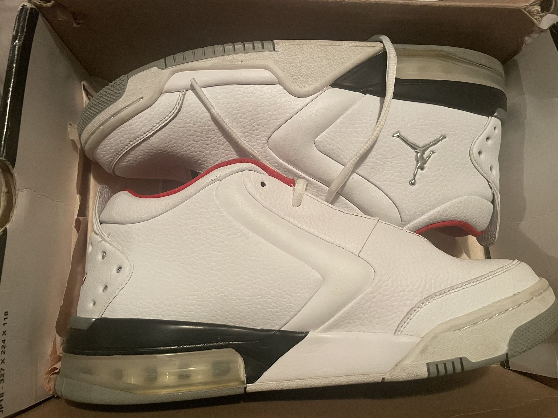 Air Jordan 8 Retro Size 10 White/Chrome-Met-Silver