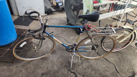 Vintage 10spd bike Jeunet made in France