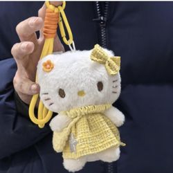 Hello Kitty Plush Keychain 