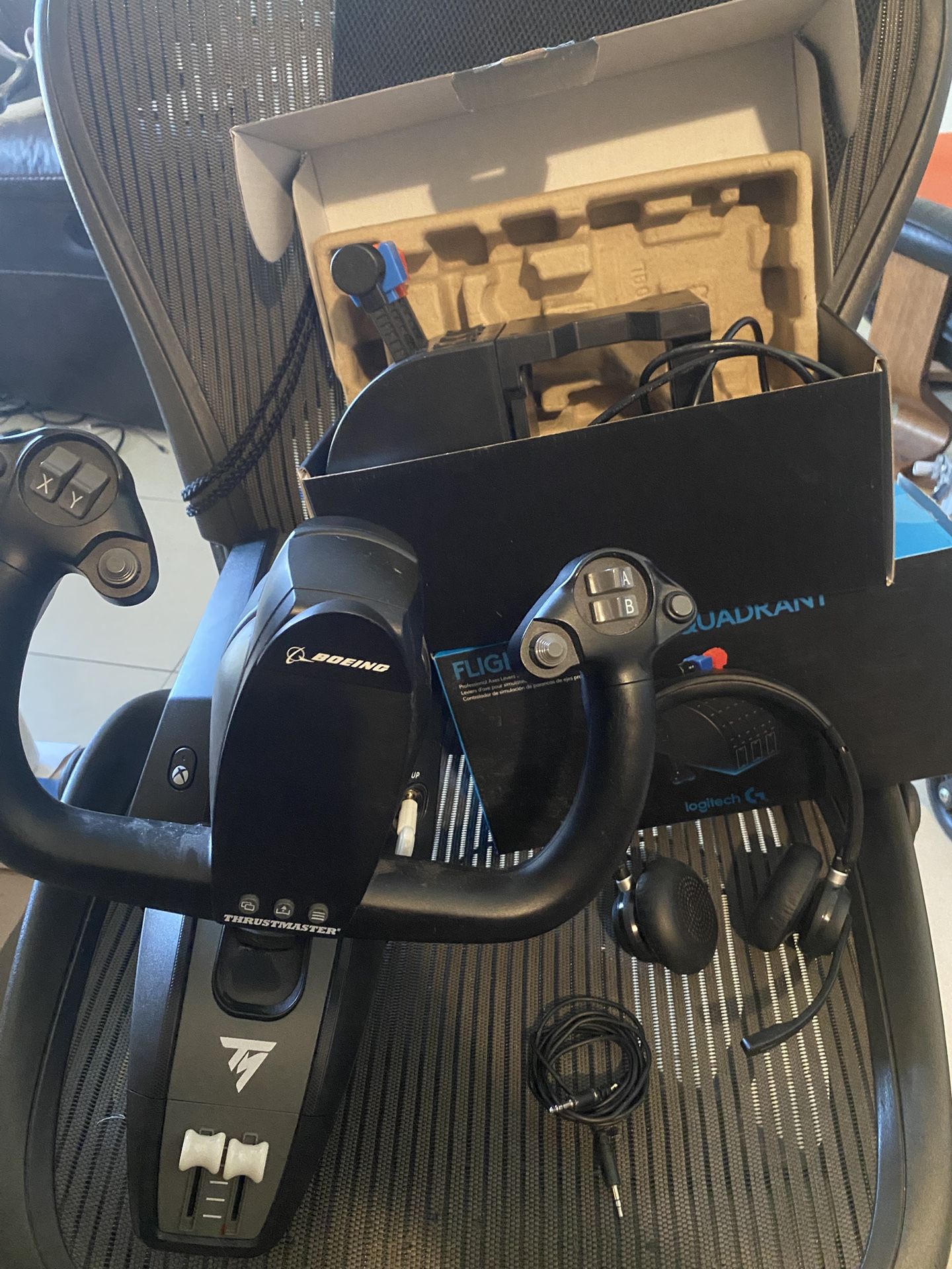 Boeing Yoke , Throttle Quadrant, Headset For Flight Simulator 