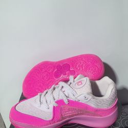 K.D 16 AUNT PEARL