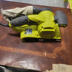 6 Amp Corded 3 In W X18 In L Portable Belt Sander 