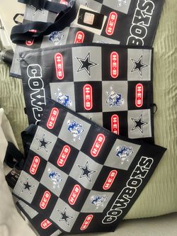 Totes Dallas cowboys new with tags