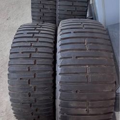 4 Tires MAXXIS RAZR SCR II 35/12.5/R17 
