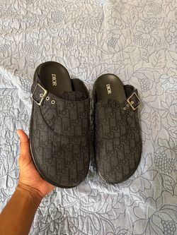 Dior slides
