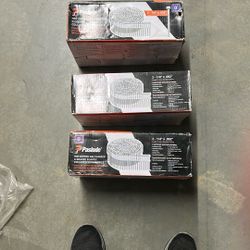 Paslode 2-1/4-in Hot-dipped galvanized Ring Shank Plastic Collated Siding Nails 3600 -Per Box