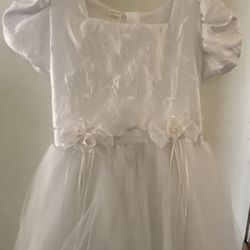 Girls Size 10 Flower Girl/first Communion Dress. 