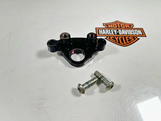 04-22 Harley Davidson Sportster XL883/1200 OEM FRONT ISOLATOR MOUNT 16287-04.A1.OBO. SM9KNT0702