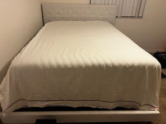 Queen bed