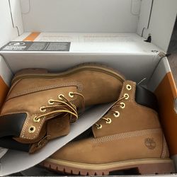 Women’s Timbs