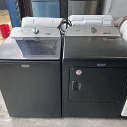 Maytag Washer And Dryer Set 