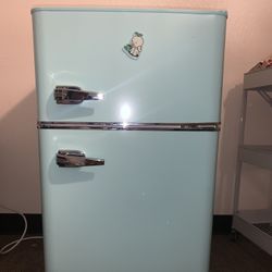 Insignia Mint Mini Fridge