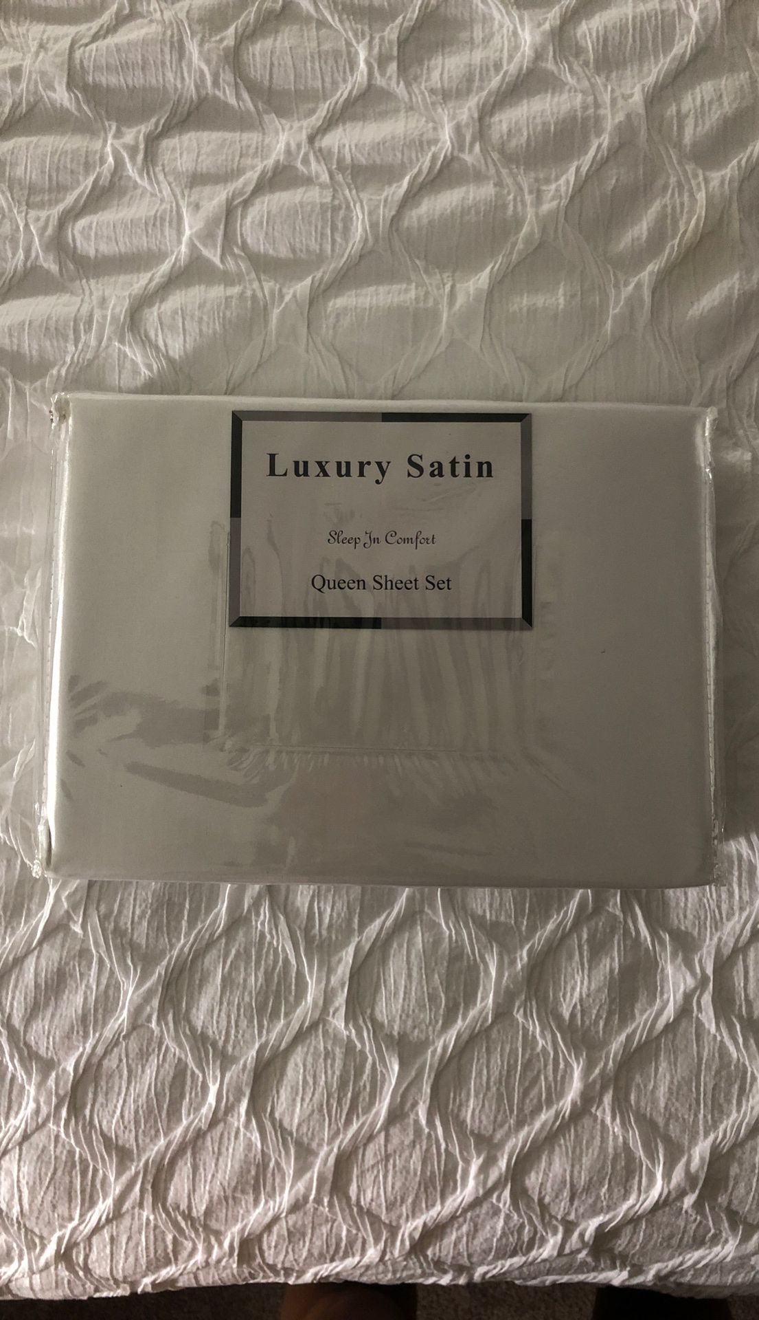 Luxury “Satin” (100% polyester) Queen sheet set