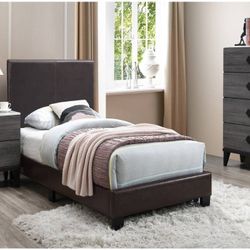 QUEEN BED FRAME MATTRES SOLD SEPARATELY NEW IN BOX BROWN FAUX LEATHER ☎️ 1714586,2564