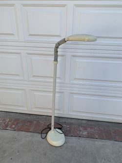 Floor lamp