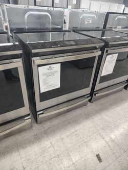 $2399(MSRP$3349)GE Profile SMART Slide-In Electric Range With Convection Air Fry and Touch Controls