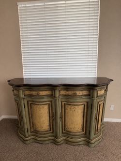 Buffet Cabinet