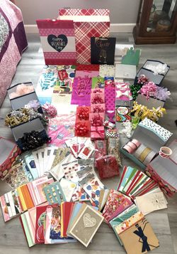 Hallmark Cards Bags Tissue Ribbons Bows +MORE Retail $587
